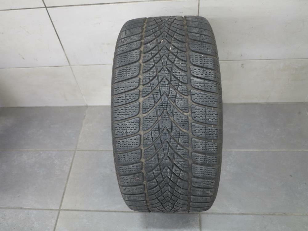1x Dunlop Sp Winter 4d Winter Tyre 285/30 R21 100w/r01/6,0 Mm